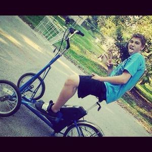 Meet your Posher, Colby